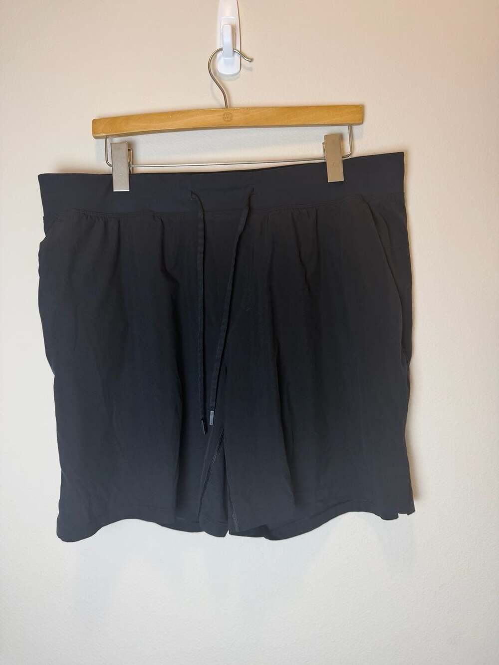 Lululemon Athletic Shorts Size XXL Black